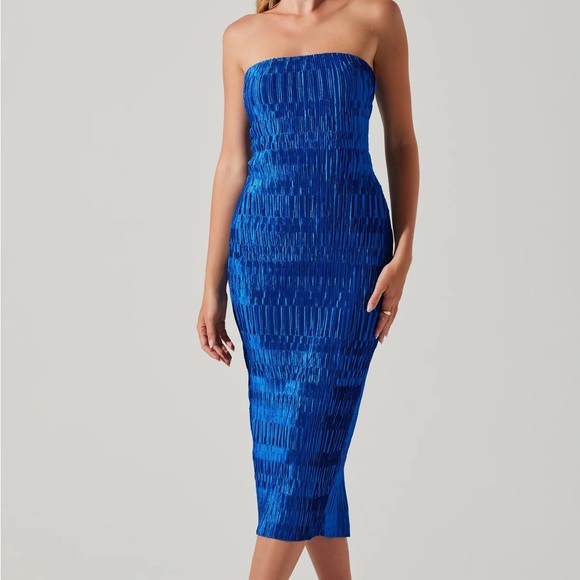Astr Reine Strapless Plisse Blue Strapless Midi Dress - Picture 1 of 5